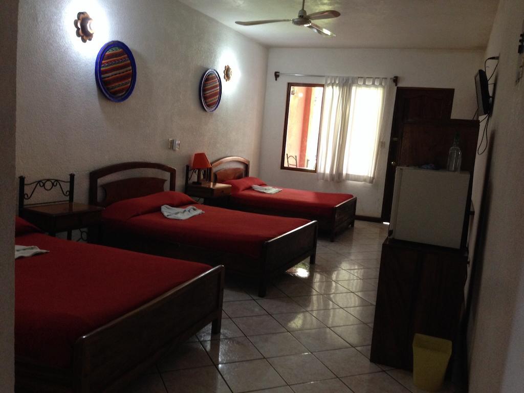 Hotel Villa Hermosa Retalhuleu Quarto foto